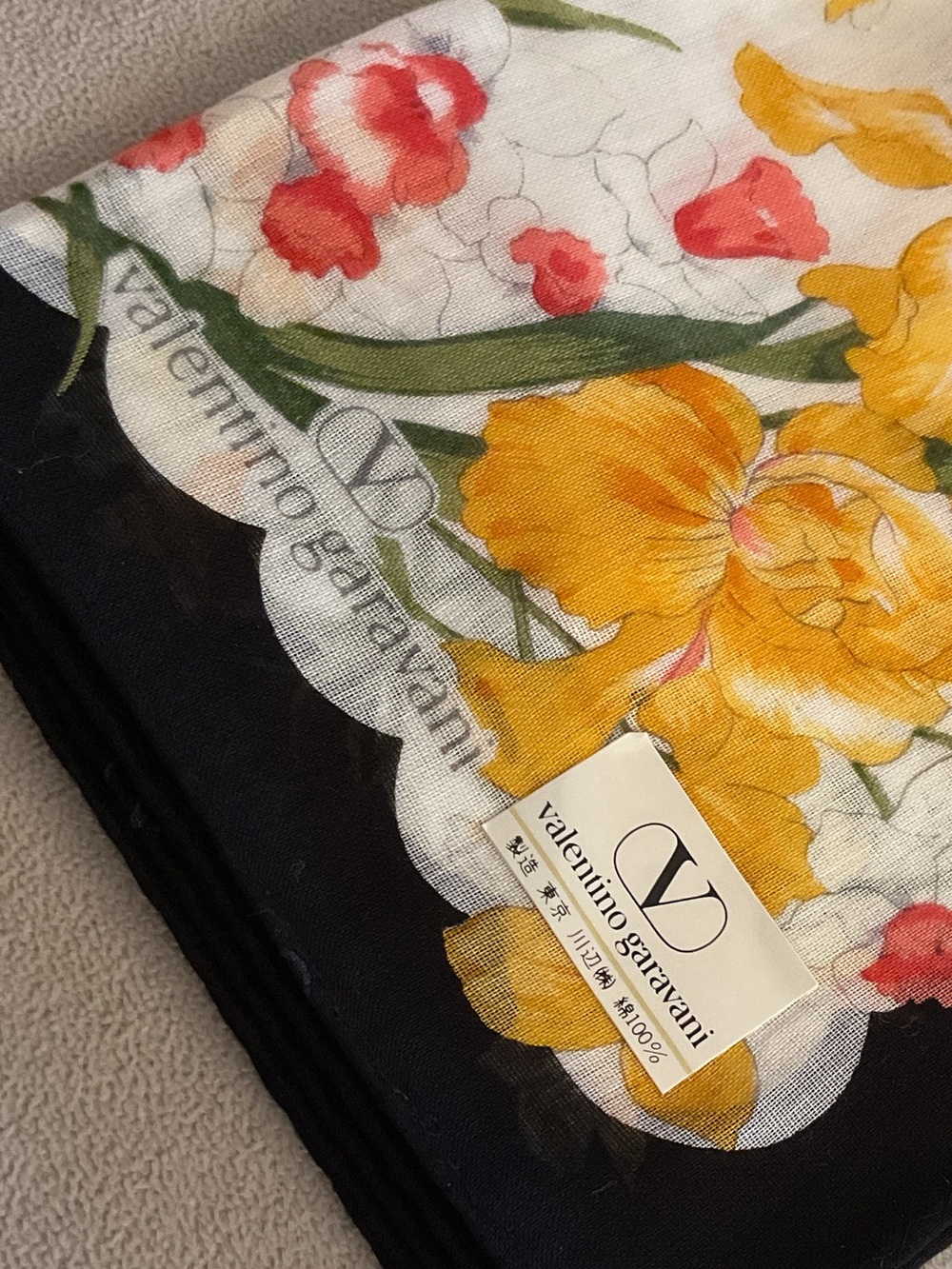 Valentino Garavani Floral Cotton neckerchief, bag or hair accessory NWT - Picture 7 of 7